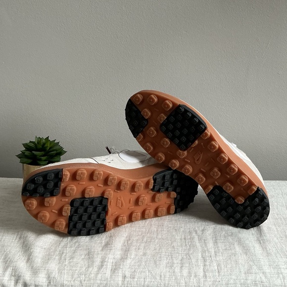 Nike C1TY Sneakers NWOT/NWOB - Picture 4 of 14